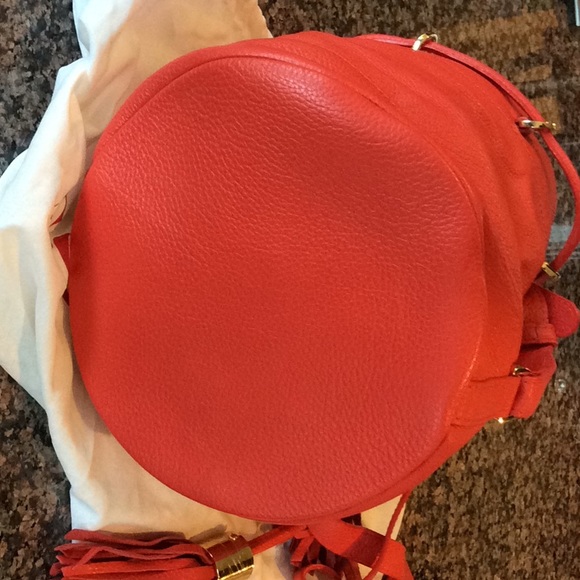 SEE by CHLOE bucket purse with adjustable strap - Picture 6 of 11